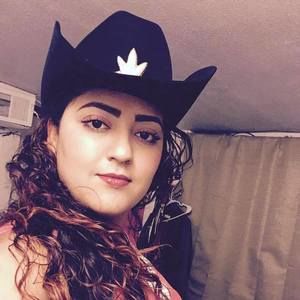 Meet your Posher, Eva